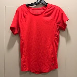 Old navy active dri fit shirt
